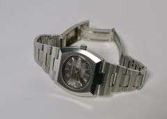 VINTAGE WESTBURY WATCH