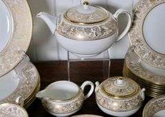 WEDGWOOD "GOLD FLORENTINE"