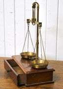 ANTIQUE SCALE