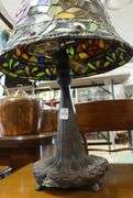 TIFFANY STYLE TABLE LAMP