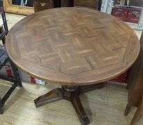 HYDRAULIC COFFEE/GAMES TABLE
