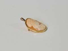 14KT GOLD CAMEO