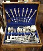 CANTEEN OF ASSORTED SILVER PLATE FLATWARE