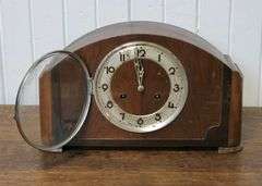MANTEL CLOCK