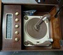 VIKING RECORD PLAYER CONSOLE