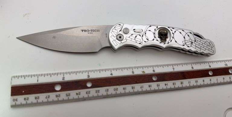Pro-Tech tr-4 Shaw Skull Ltd #75 of 200 USA knife