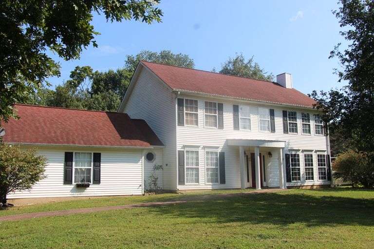 3 Bedroom Home & 1.09 Acre Lot