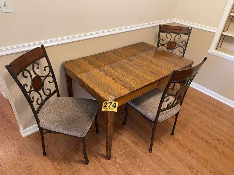Dining table and 3 chairs