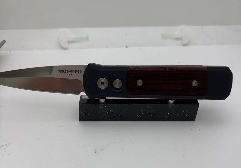 Protech 154-cm automatic