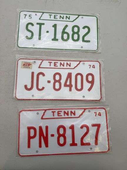 (2) 1974 (1) 1975 TN license plates