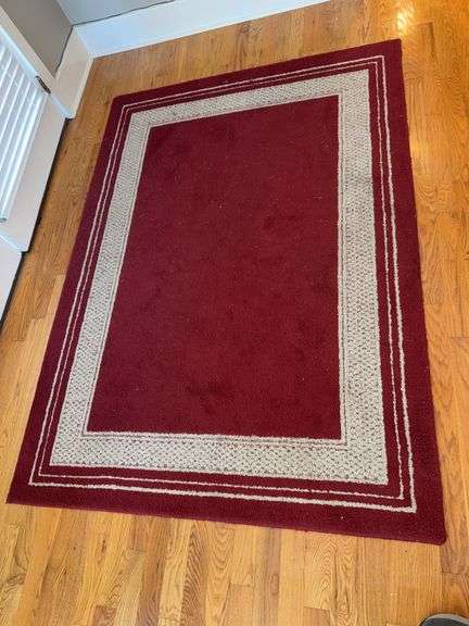 (2) 7ft x 5ft rugs