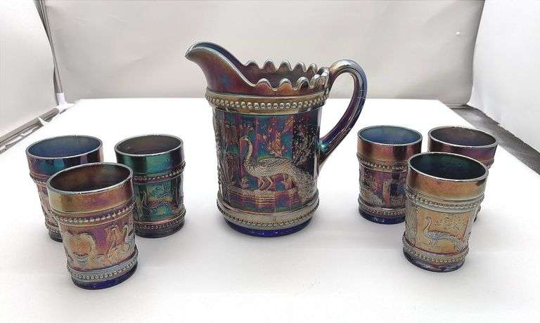 Peacock at the fountain water set