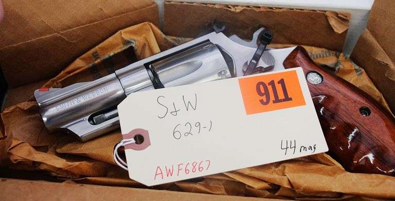 S&W  629-1   44 mag