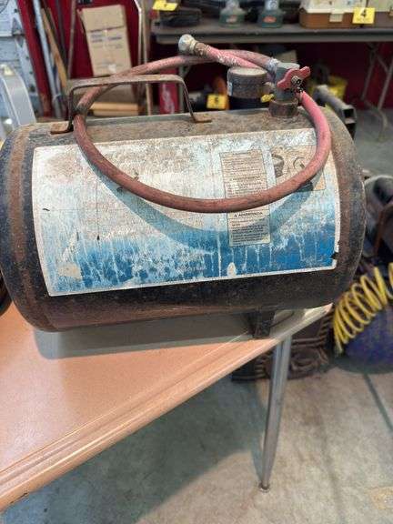 Air tank