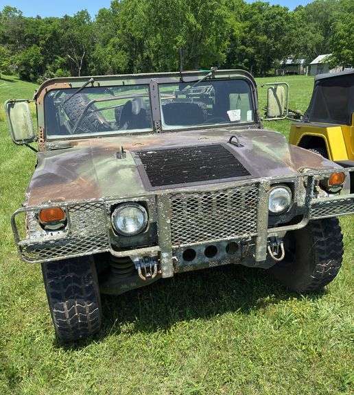 Military hummer