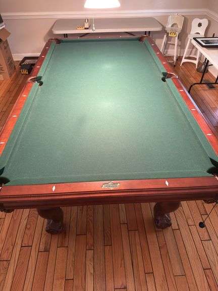 American heritage pool table 8ftx55in, cues etc - Gary Realty & Auction