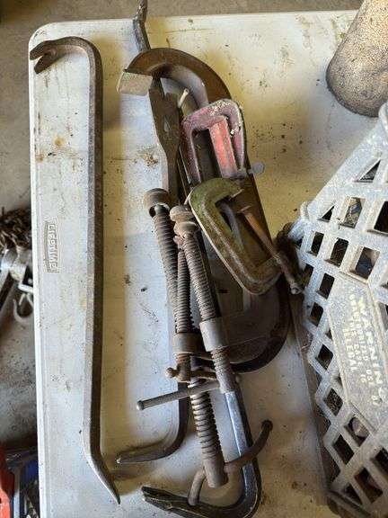 C clamps, crowbars