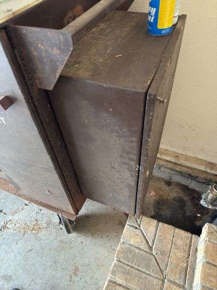 Kennedy rolling toolbox 40”x20”x41”