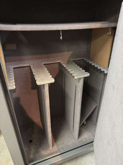 Winchester western wes34-11 gun safe 40”x26”x63”