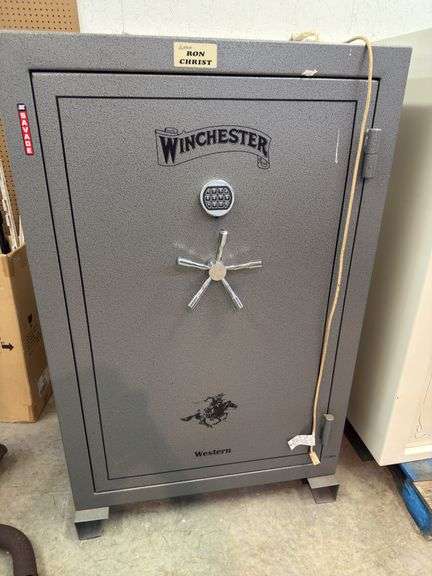 Winchester western wes34-11 gun safe 40”x26”x63”
