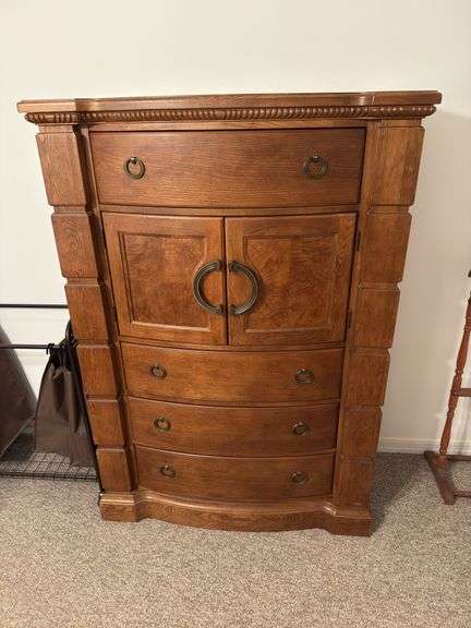 King size bedroom suit