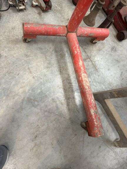Engine stand