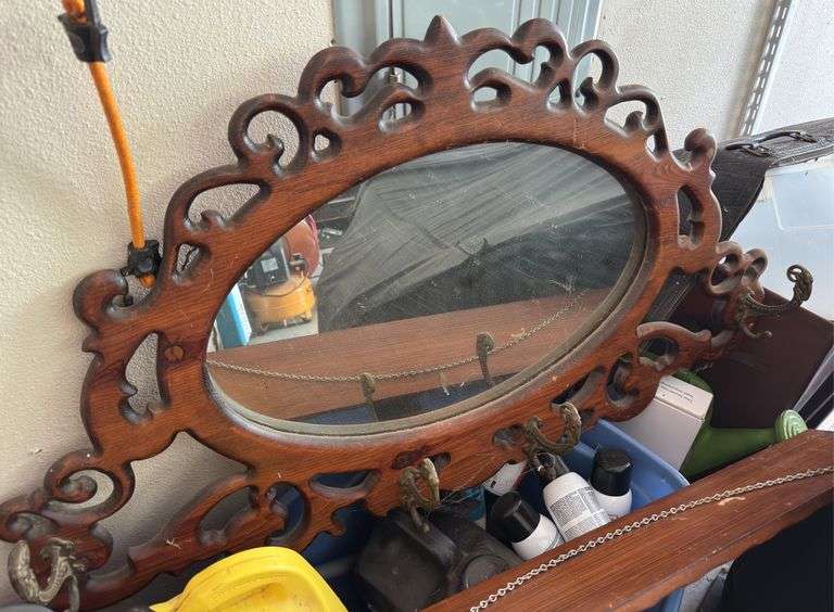 Hat rack mirror