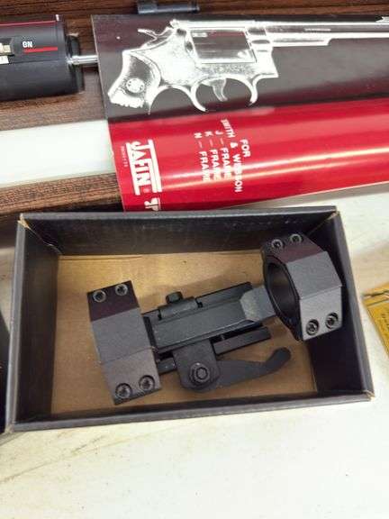 Mounts, light load