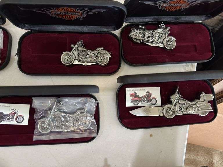 (6) Harley Davison knives