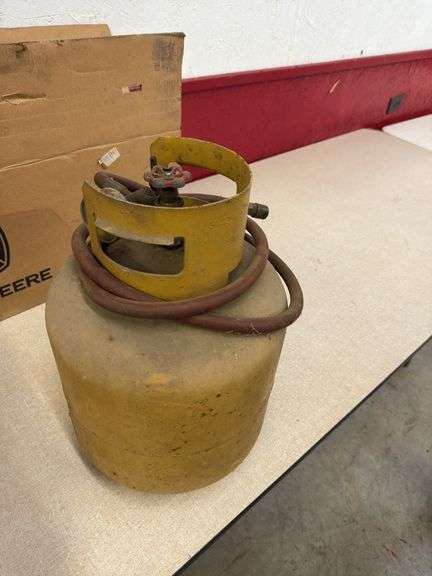 Air tank