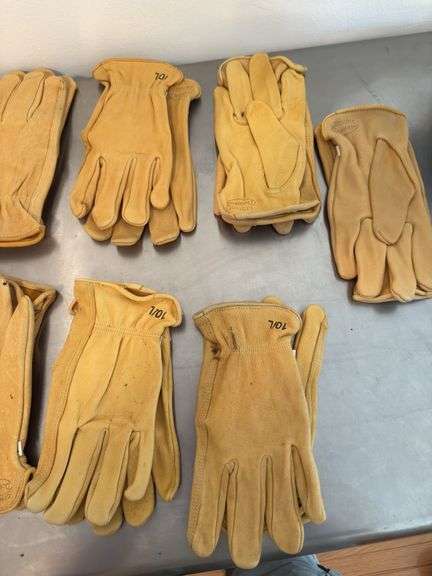 (9) pair deerskin gloves size L