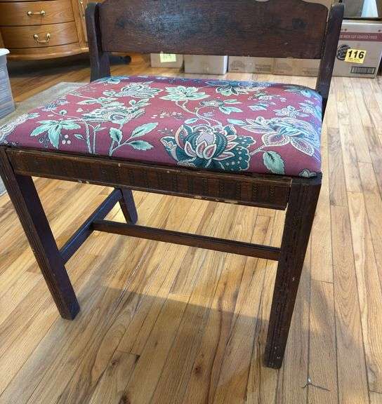 Vanity stool