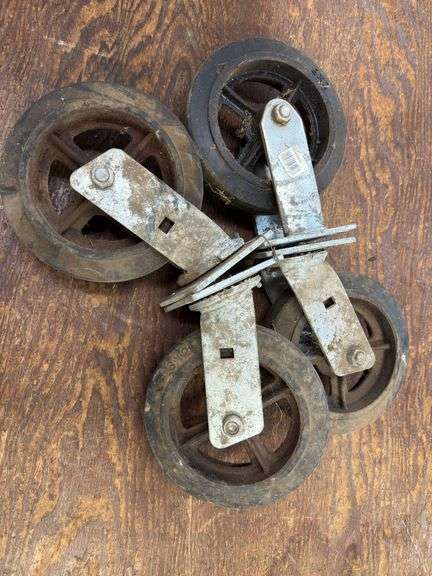 (4) 8x2” caster wheels