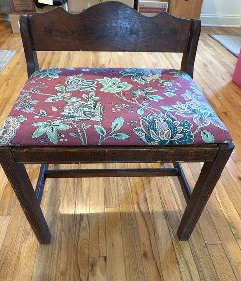 Vanity stool