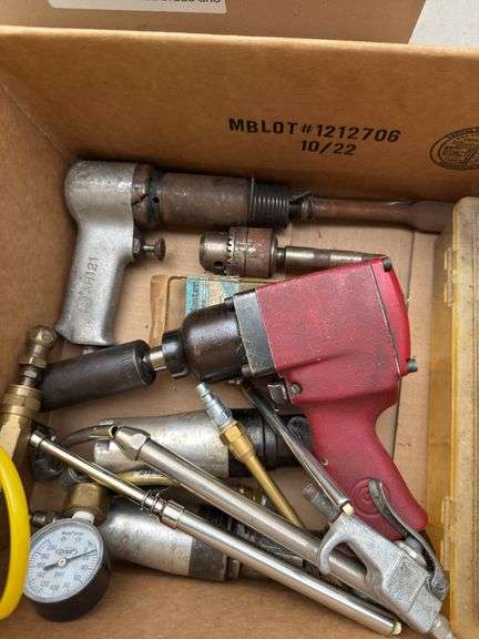 Pneumatic tools