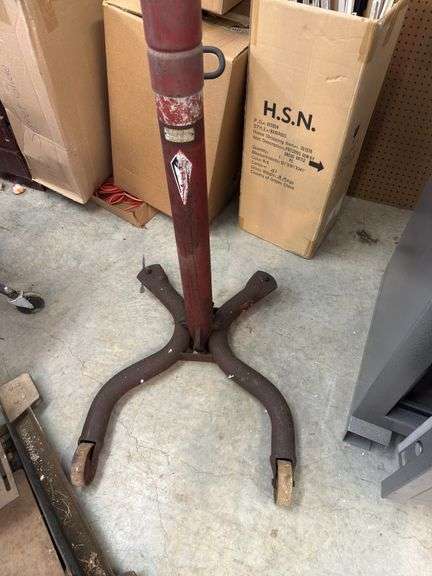 Milwaukee 4000lb lift