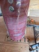 Gardening mat, metal pot holders