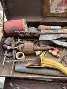 Tap and dies, metal toolbox