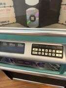 Encore cd style jukebox w/ CDs