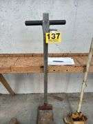 Large floor jack
