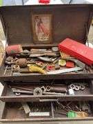 Tap and dies, metal toolbox