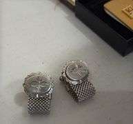 Gm and Saturn pins