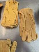 (9) pair deerskin gloves size L