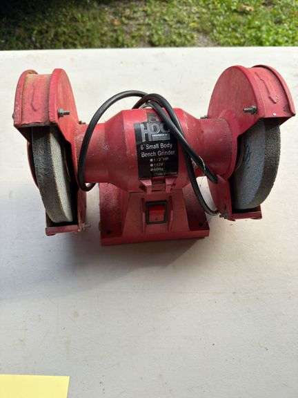 Bench grinder