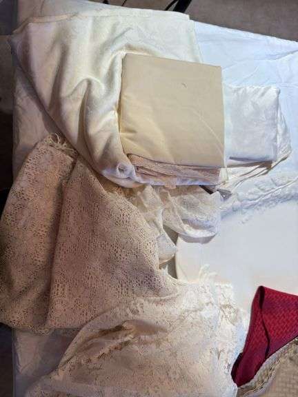 Tablecloths, platters etc