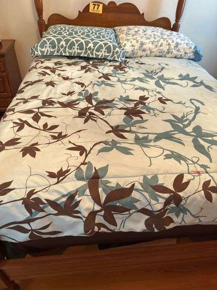 Full bed with canopy top