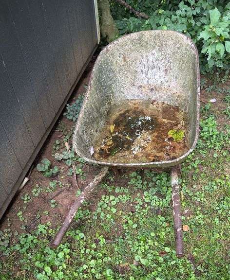 Wheel barrow