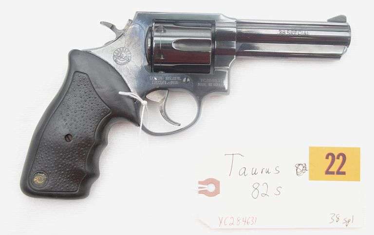 Taurus 82S   38 spl