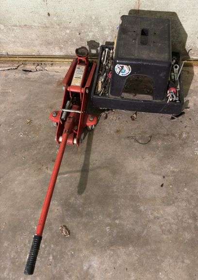 Floor Jack, rolling seat