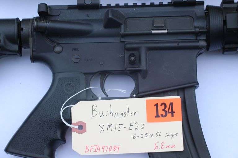 Bushmaster XM15-E2s  6.8 mm  with scope
